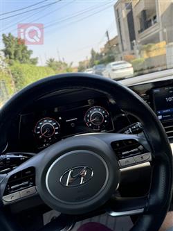 هیوندای ئەلەنترا